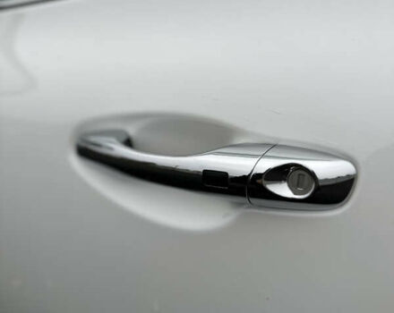 Білий Кіа Соренто, об'ємом двигуна 2.2 л та пробігом 156 тис. км за 28500 $, фото 15 на Automoto.ua