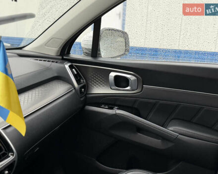 Белый Киа Соренто, объемом двигателя 2.2 л и пробегом 32 тыс. км за 35000 $, фото 23 на Automoto.ua