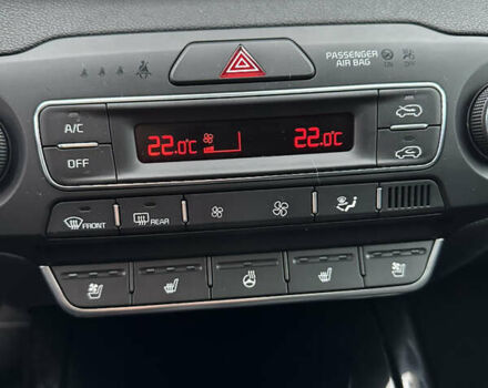 Білий Кіа Соренто, об'ємом двигуна 2.2 л та пробігом 156 тис. км за 28500 $, фото 41 на Automoto.ua