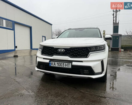 Белый Киа Соренто, объемом двигателя 2.2 л и пробегом 32 тыс. км за 35000 $, фото 2 на Automoto.ua