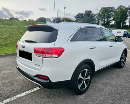 Білий Кіа Соренто, об'ємом двигуна 0 л та пробігом 102 тис. км за 15400 $, фото 5 на Automoto.ua