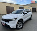 Белый Киа Соренто, объемом двигателя 2.5 л и пробегом 260 тыс. км за 18700 $, фото 2 на Automoto.ua