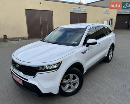 Белый Киа Соренто, объемом двигателя 2.5 л и пробегом 262 тыс. км за 24500 $, фото 1 на Automoto.ua