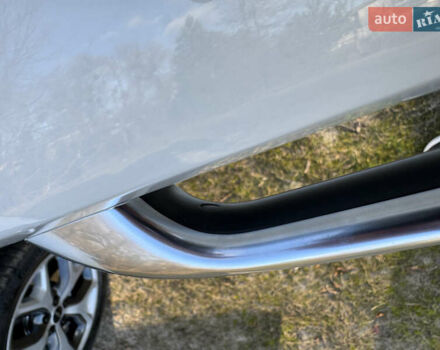 Белый Киа Соренто, объемом двигателя 2.15 л и пробегом 121 тыс. км за 31500 $, фото 87 на Automoto.ua