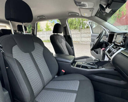 Белый Киа Соренто, объемом двигателя 2.5 л и пробегом 260 тыс. км за 18700 $, фото 77 на Automoto.ua