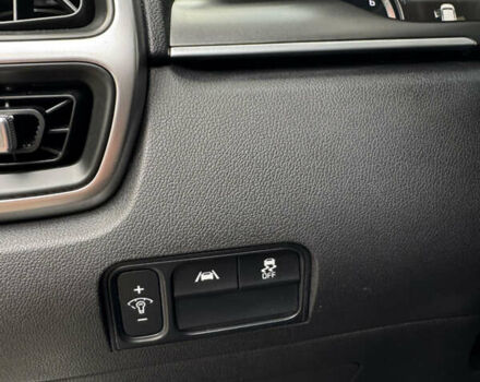 Белый Киа Соренто, объемом двигателя 2.5 л и пробегом 260 тыс. км за 18700 $, фото 43 на Automoto.ua