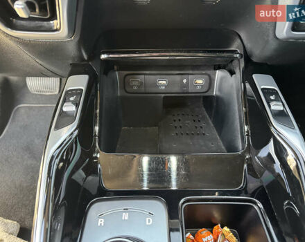 Белый Киа Соренто, объемом двигателя 2.15 л и пробегом 121 тыс. км за 31500 $, фото 47 на Automoto.ua