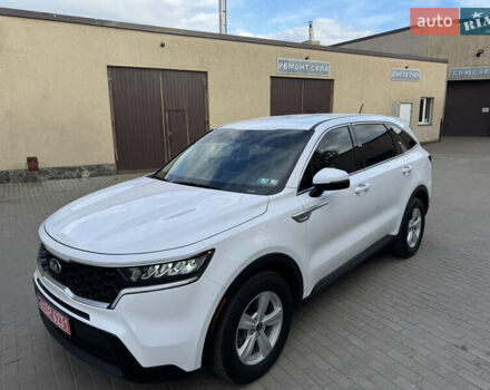 Белый Киа Соренто, объемом двигателя 2.5 л и пробегом 262 тыс. км за 24500 $, фото 5 на Automoto.ua