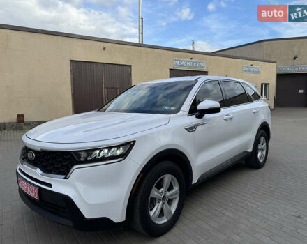 Белый Киа Соренто, объемом двигателя 2.5 л и пробегом 262 тыс. км за 24500 $, фото 6 на Automoto.ua