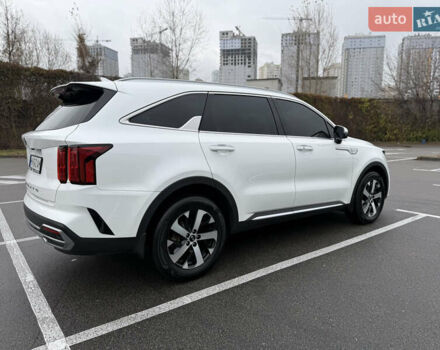 Белый Киа Соренто, объемом двигателя 2.2 л и пробегом 103 тыс. км за 33900 $, фото 4 на Automoto.ua