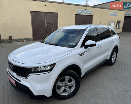 Белый Киа Соренто, объемом двигателя 2.5 л и пробегом 262 тыс. км за 24500 $, фото 3 на Automoto.ua