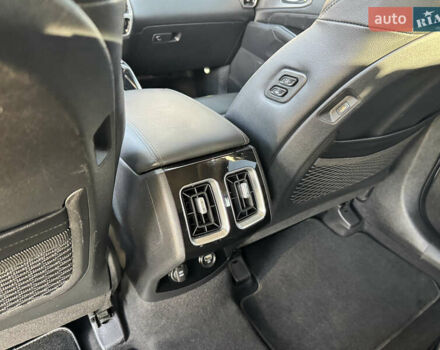 Белый Киа Соренто, объемом двигателя 2.15 л и пробегом 121 тыс. км за 31500 $, фото 32 на Automoto.ua