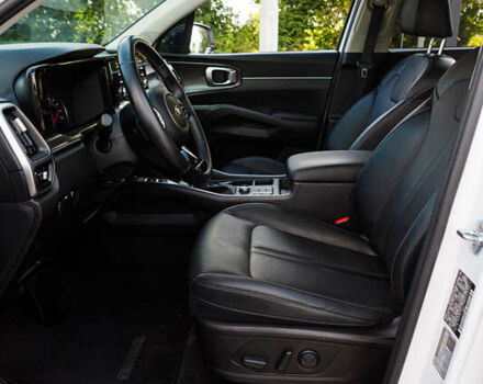 Білий Кіа Соренто, об'ємом двигуна 2.5 л та пробігом 34 тис. км за 25999 $, фото 18 на Automoto.ua