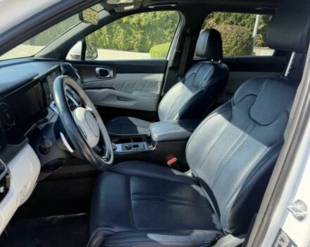 Белый Киа Соренто, объемом двигателя 1.6 л и пробегом 29 тыс. км за 21000 $, фото 8 на Automoto.ua