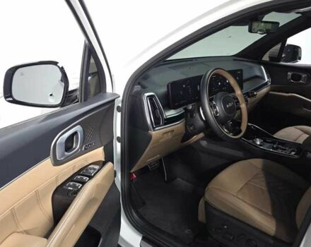 Белый Киа Соренто, объемом двигателя 1.6 л и пробегом 6 тыс. км за 34000 $, фото 4 на Automoto.ua