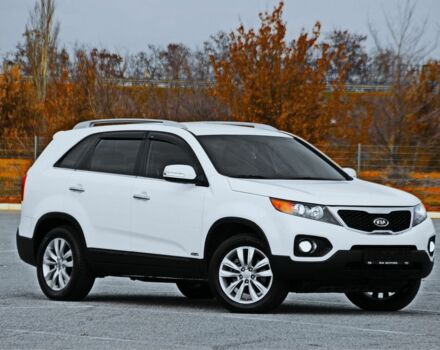 Білий Кіа Соренто, об'ємом двигуна 2.2 л та пробігом 137 тис. км за 11800 $, фото 1 на Automoto.ua