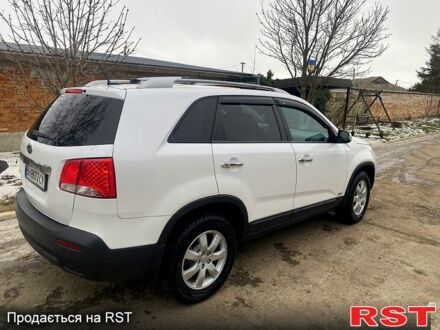 Білий Кіа Соренто, об'ємом двигуна 2.4 л та пробігом 115 тис. км за 11200 $, фото 1 на Automoto.ua