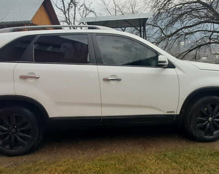 Белый Киа Соренто, объемом двигателя 2.4 л и пробегом 223 тыс. км за 13100 $, фото 1 на Automoto.ua