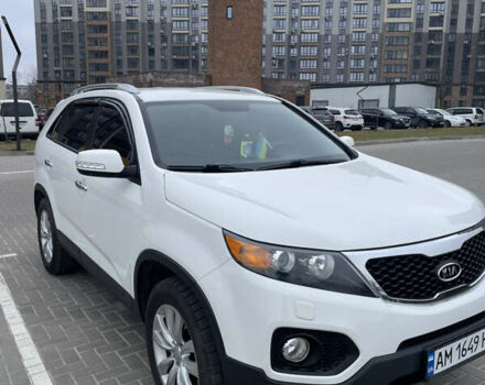Белый Киа Соренто, объемом двигателя 2.4 л и пробегом 333 тыс. км за 10200 $, фото 1 на Automoto.ua