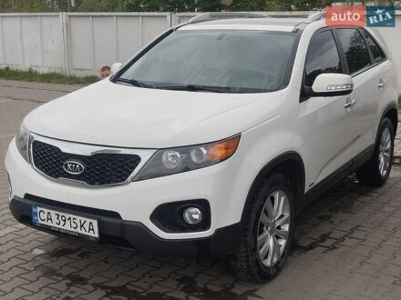 Белый Киа Соренто, объемом двигателя 2.2 л и пробегом 238 тыс. км за 12500 $, фото 1 на Automoto.ua