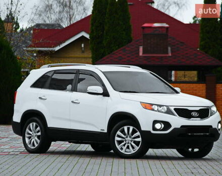 Білий Кіа Соренто, об'ємом двигуна 2.2 л та пробігом 135 тис. км за 12250 $, фото 1 на Automoto.ua