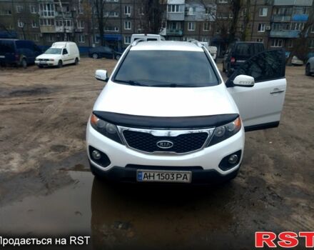 Белый Киа Соренто, объемом двигателя 2.4 л и пробегом 192 тыс. км за 11300 $, фото 1 на Automoto.ua