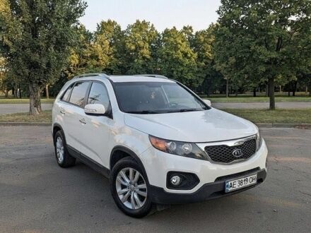 Білий Кіа Соренто, об'ємом двигуна 2 л та пробігом 232 тис. км за 13500 $, фото 1 на Automoto.ua