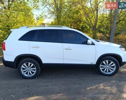 Білий Кіа Соренто, об'ємом двигуна 2.2 л та пробігом 243 тис. км за 12700 $, фото 1 на Automoto.ua
