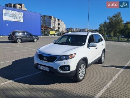 Белый Киа Соренто, объемом двигателя 2.2 л и пробегом 199 тыс. км за 12900 $, фото 1 на Automoto.ua