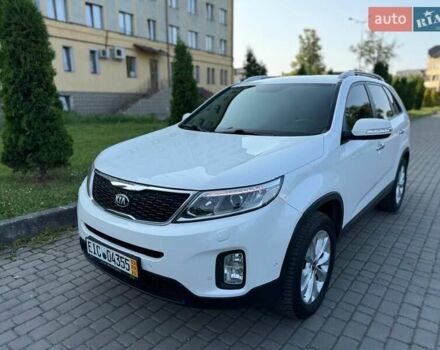 Белый Киа Соренто, объемом двигателя 2 л и пробегом 236 тыс. км за 13000 $, фото 1 на Automoto.ua