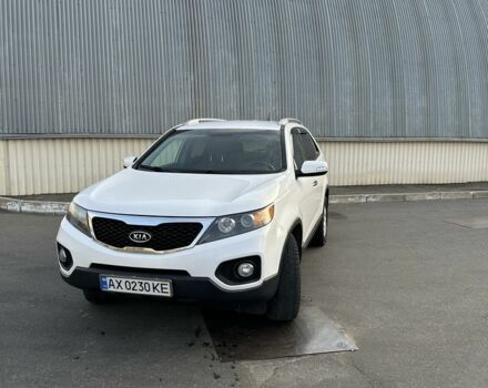 Білий Кіа Соренто, об'ємом двигуна 2.4 л та пробігом 200 тис. км за 10900 $, фото 1 на Automoto.ua