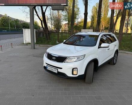 Белый Киа Соренто, объемом двигателя 2 л и пробегом 203 тыс. км за 12899 $, фото 1 на Automoto.ua