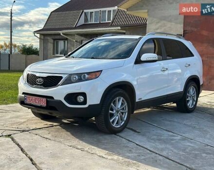 Білий Кіа Соренто, об'ємом двигуна 2.2 л та пробігом 238 тис. км за 13500 $, фото 1 на Automoto.ua