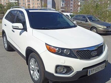 Киа Соренто 2012 в Запорожье на Automoto.ua Белый Киа Соренто, объемом двигателя 2 л и пробегом 165 тыс. км за 15500 $, фото 1 на Automoto.ua