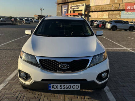 Киа Соренто 2012 в Харькове на Automoto.ua Белый Киа Соренто, объемом двигателя 2.35 л и пробегом 201 тыс. км за 13000 $, фото 1 на Automoto.ua