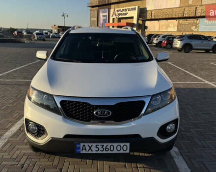 Білий Кіа Соренто, об'ємом двигуна 2.35 л та пробігом 201 тис. км за 13000 $, фото 1 на Automoto.ua