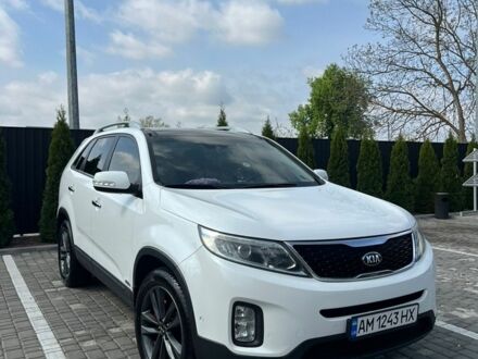Белый Киа Соренто, объемом двигателя 2 л и пробегом 250 тыс. км за 16800 $, фото 1 на Automoto.ua