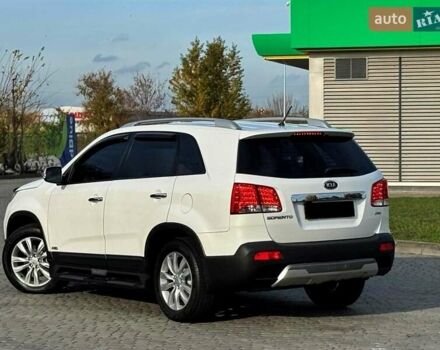 Белый Киа Соренто, объемом двигателя 2.2 л и пробегом 112 тыс. км за 16500 $, фото 1 на Automoto.ua