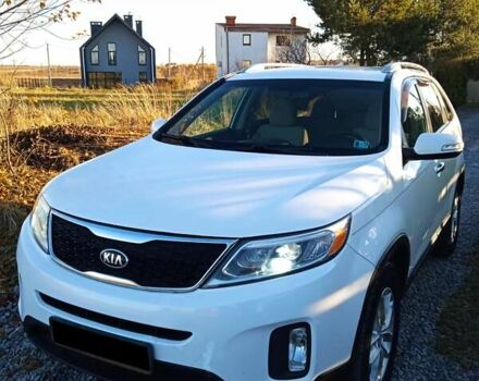 Белый Киа Соренто, объемом двигателя 2.4 л и пробегом 201 тыс. км за 10400 $, фото 1 на Automoto.ua