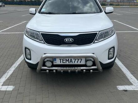 Киа Соренто 2013 в Одессе на Automoto.ua Белый Киа Соренто, объемом двигателя 2.2 л и пробегом 197 тыс. км за 15500 $, фото 1 на Automoto.ua