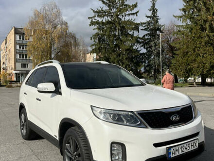Белый Киа Соренто, объемом двигателя 2 л и пробегом 232 тыс. км за 21000 $, фото 1 на Automoto.ua