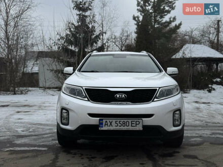 Киа Соренто 2013 в Харькове на Automoto.ua Белый Киа Соренто, объемом двигателя 2.36 л и пробегом 89 тыс. км за 14600 $, фото 1 на Automoto.ua