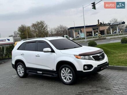 Білий Кіа Соренто, об'ємом двигуна 2.2 л та пробігом 117 тис. км за 15950 $, фото 1 на Automoto.ua