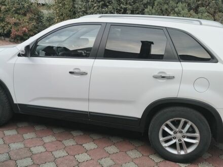 Білий Кіа Соренто, об'ємом двигуна 2.4 л та пробігом 146 тис. км за 11500 $, фото 1 на Automoto.ua