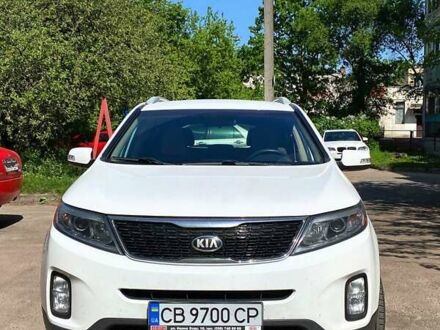 Киа Соренто 2013 в Чернигове на Automoto.ua Белый Киа Соренто, объемом двигателя 2.4 л и пробегом 140 тыс. км за 13500 $, фото 1 на Automoto.ua