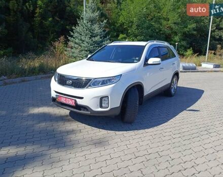 Білий Кіа Соренто, об'ємом двигуна 2 л та пробігом 203 тис. км за 16300 $, фото 1 на Automoto.ua