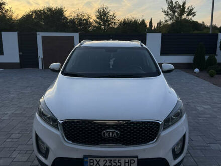 Белый Киа Соренто, объемом двигателя 2 л и пробегом 98 тыс. км за 23142 $, фото 1 на Automoto.ua