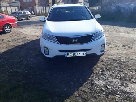 Белый Киа Соренто, объемом двигателя 2.2 л и пробегом 210 тыс. км за 12000 $, фото 1 на Automoto.ua