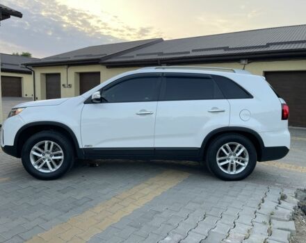 Белый Киа Соренто, объемом двигателя 2.4 л и пробегом 220 тыс. км за 13900 $, фото 1 на Automoto.ua