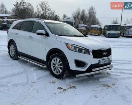 Белый Киа Соренто, объемом двигателя 2.4 л и пробегом 137 тыс. км за 13000 $, фото 1 на Automoto.ua